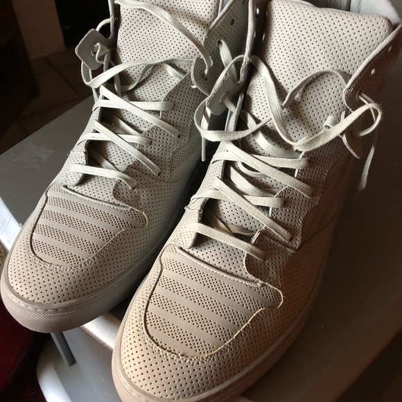 COPY - (Authentic) Balenciaga size 15 - Picture 6 of 7